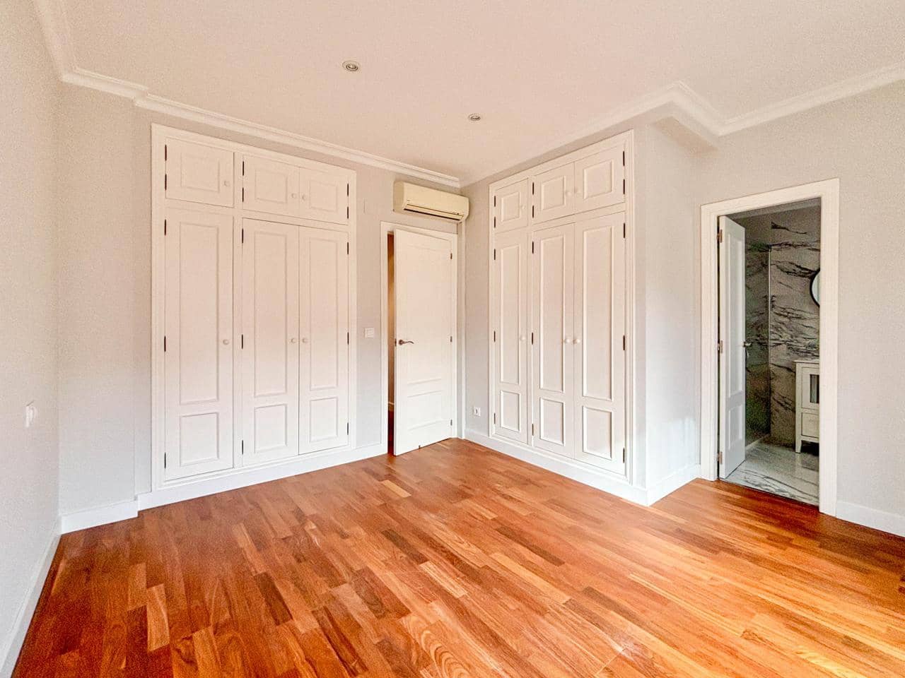 4 sovrum Villa till salu i Pucol - 450 000 € (Ref: 9616813)