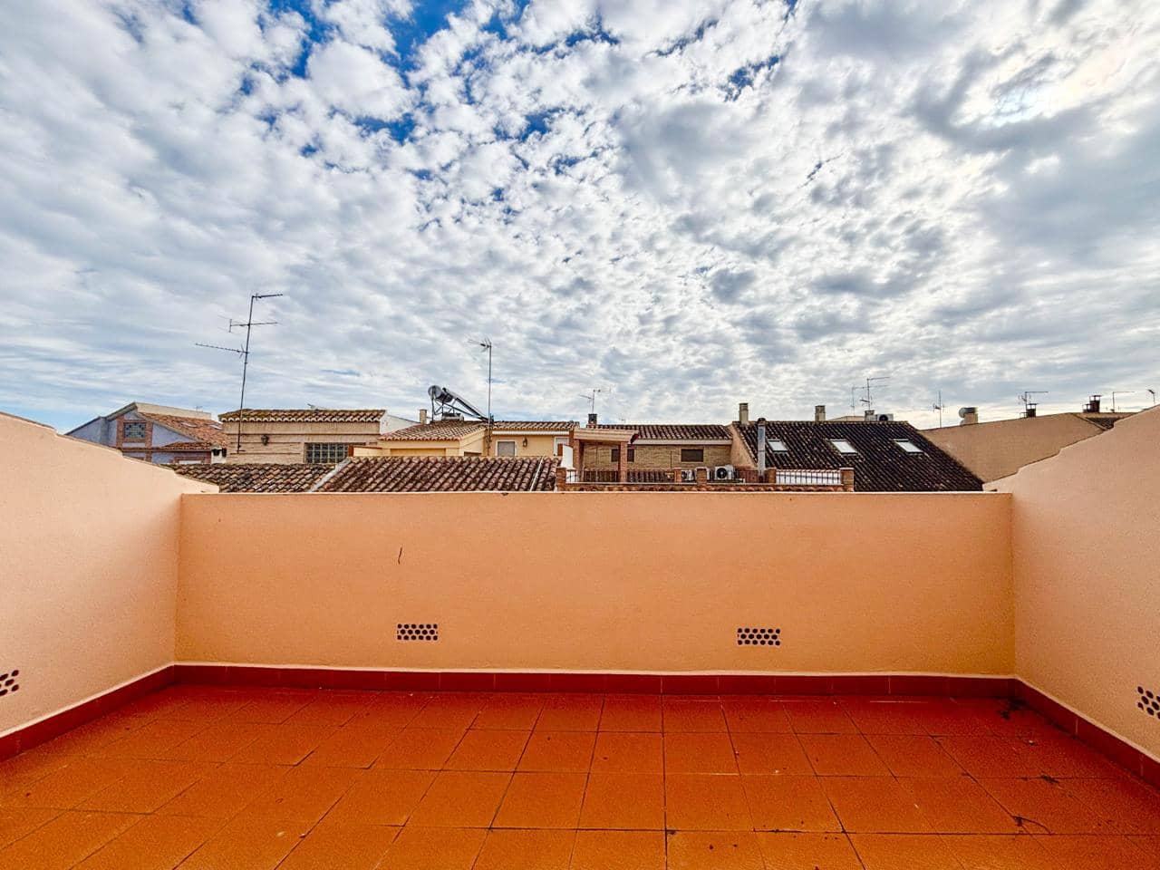 4 sovrum Villa till salu i Pucol - 450 000 € (Ref: 9616813)