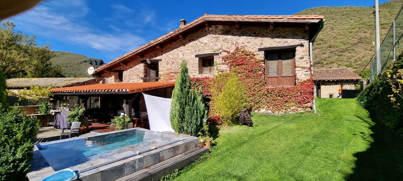 3 quarto Quinta/Casa Rural para venda em Ezcaray - 380 000 € (Ref: 9099421)
