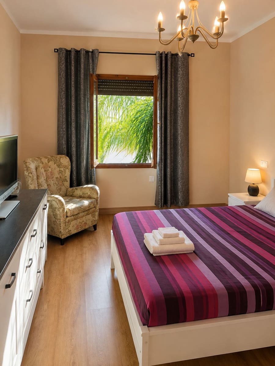 7 bedroom Flat for sale in Ondara - € 279,000 (Ref: 10028968)