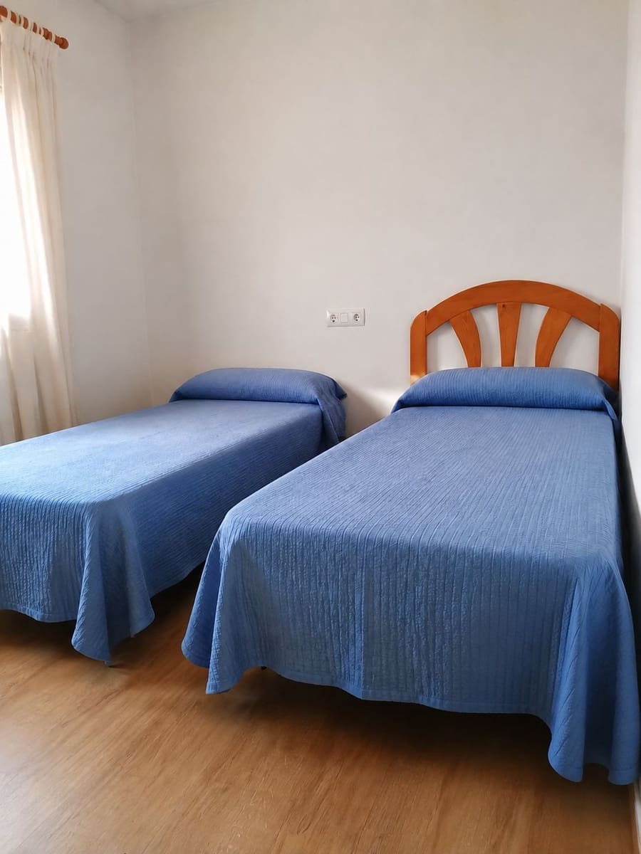 7 bedroom Flat for sale in Ondara - € 279,000 (Ref: 10028968)