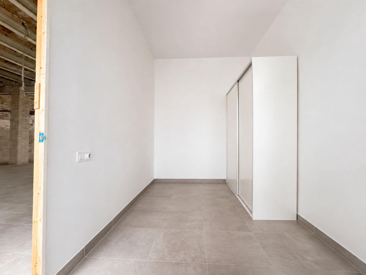 7 bedroom Flat for sale in Ondara - € 279,000 (Ref: 10028968)