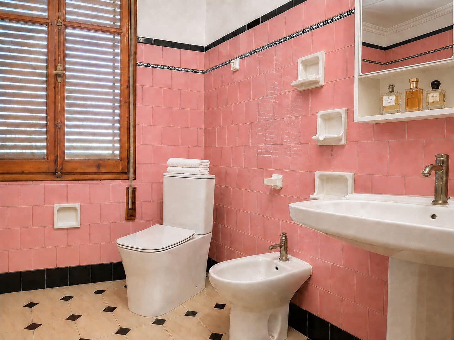 7 bedroom Flat for sale in Ondara - € 279,000 (Ref: 10028968)
