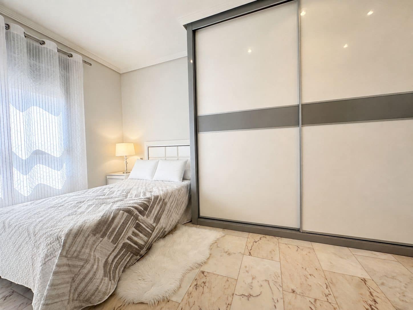 2 bedroom Villa for sale in Pego with garage - € 600,000 (Ref: 10038571)