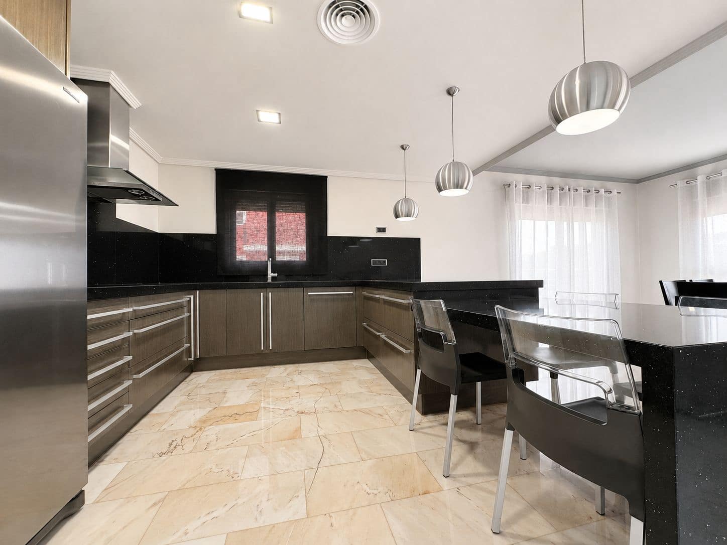 2 bedroom Villa for sale in Pego with garage - € 600,000 (Ref: 10038571)