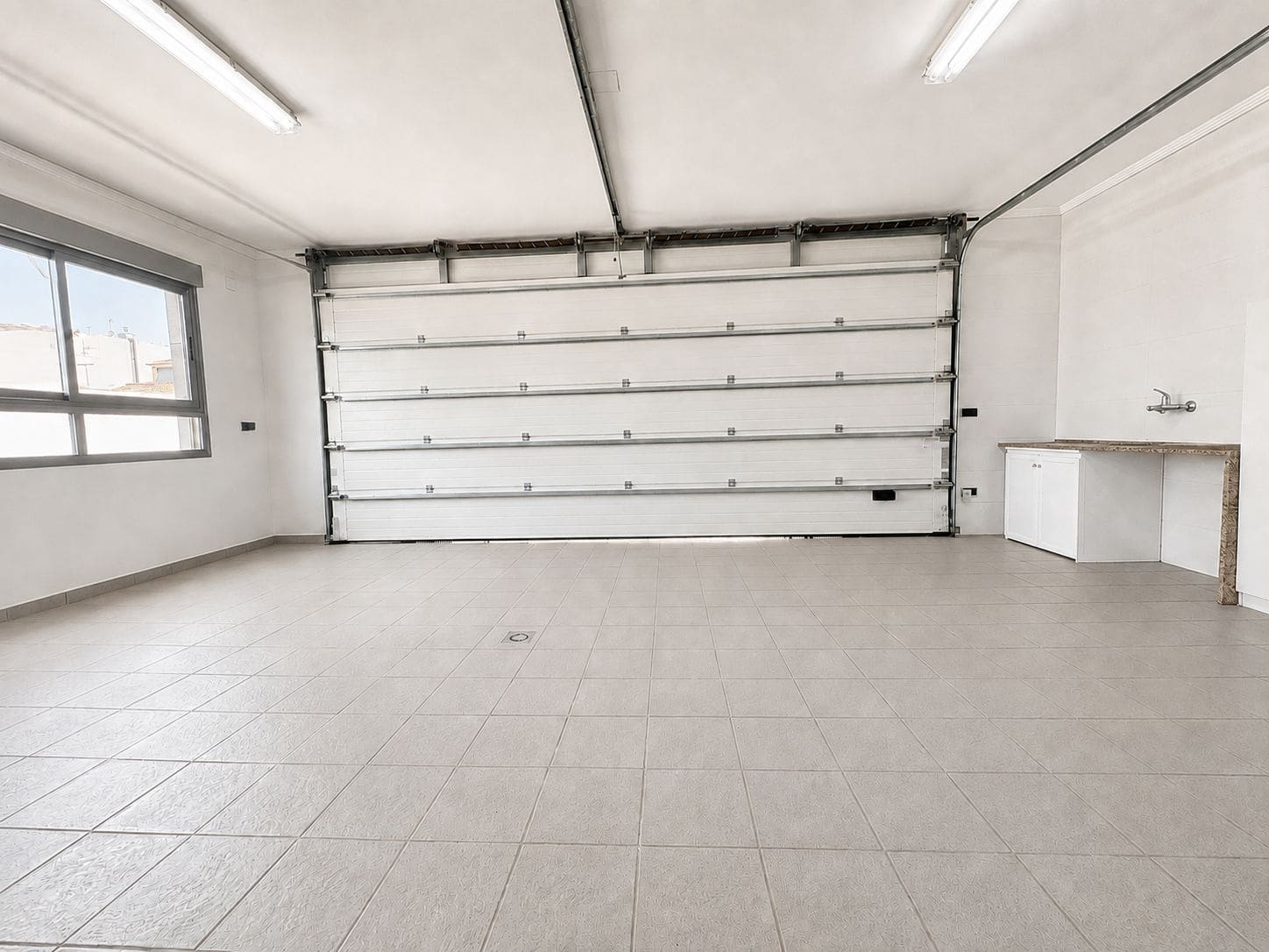 2 bedroom Villa for sale in Pego with garage - € 600,000 (Ref: 10038571)