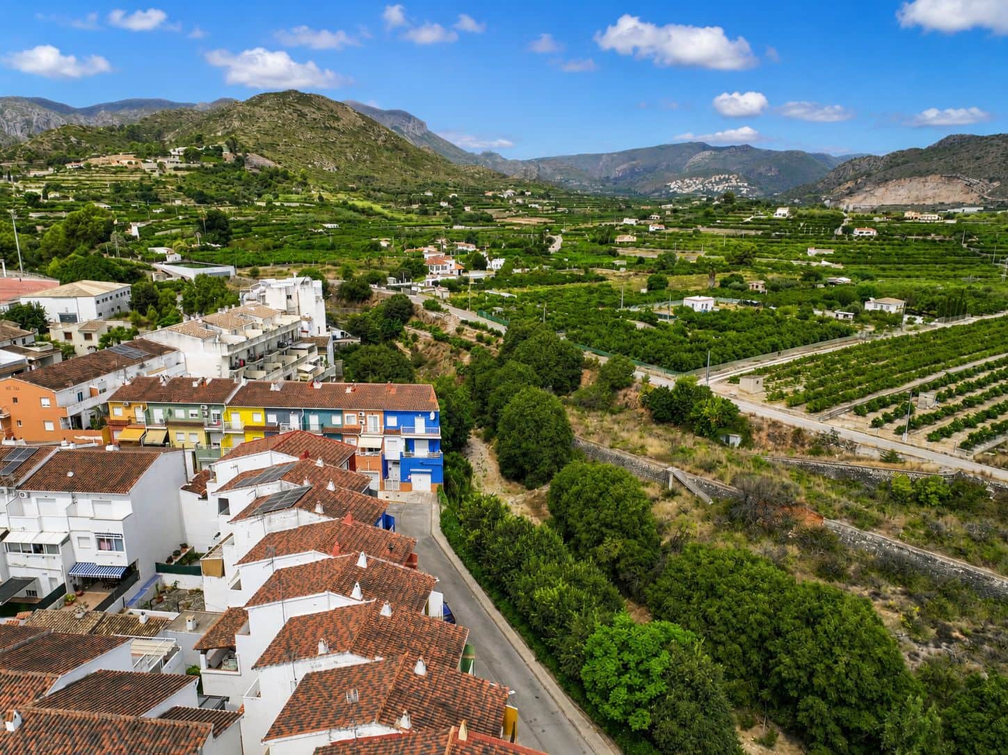 2 bedroom Villa for sale in Pego with garage - € 600,000 (Ref: 10038571)
