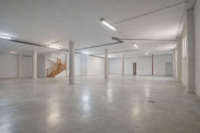 Villa til salgs i Pego med garasje - € 650 000 (Ref: 10073112)