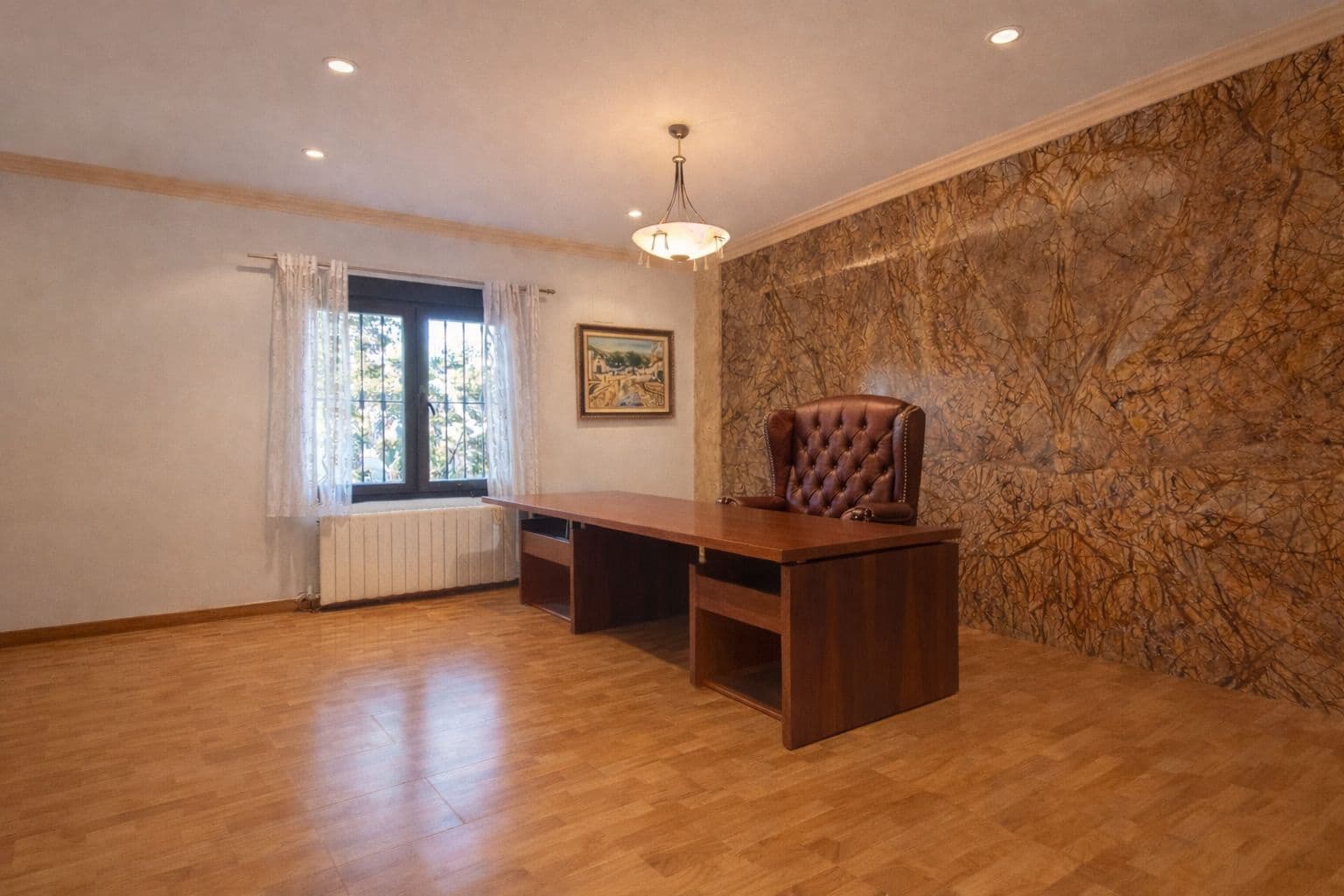 Villa til salgs i Pego med garasje - € 650 000 (Ref: 10073112)