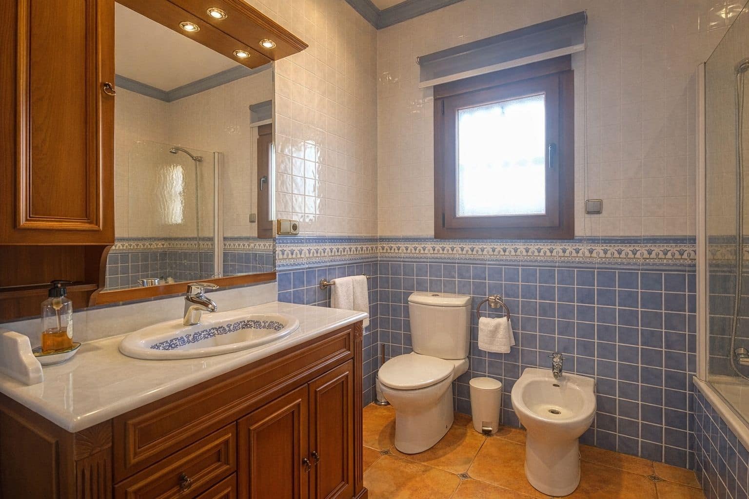 Villa til salgs i Pego med garasje - € 650 000 (Ref: 10073112)