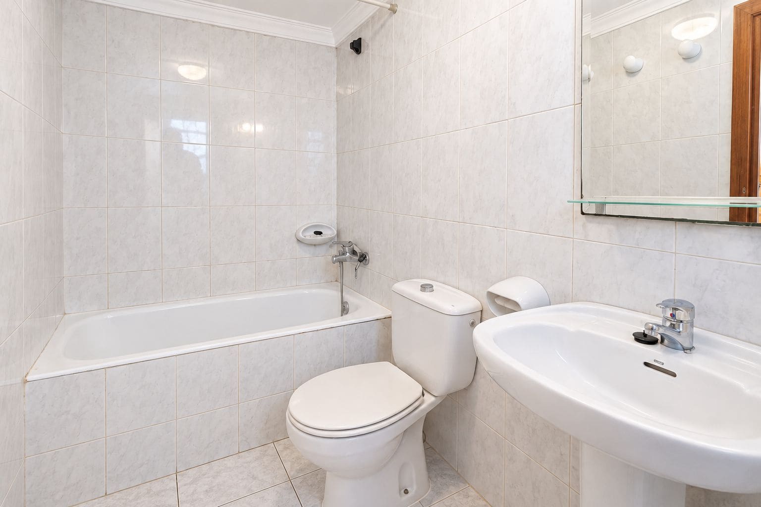 4 bedroom Townhouse for sale in Pego with garage - € 185,000 (Ref: 10091282)
