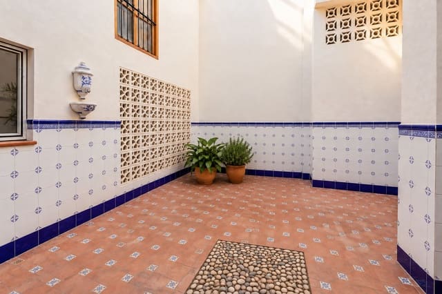 4 Zimmer Haus zu verkaufen in Pego mit Garage - 185.000 € (Ref: 10091282)