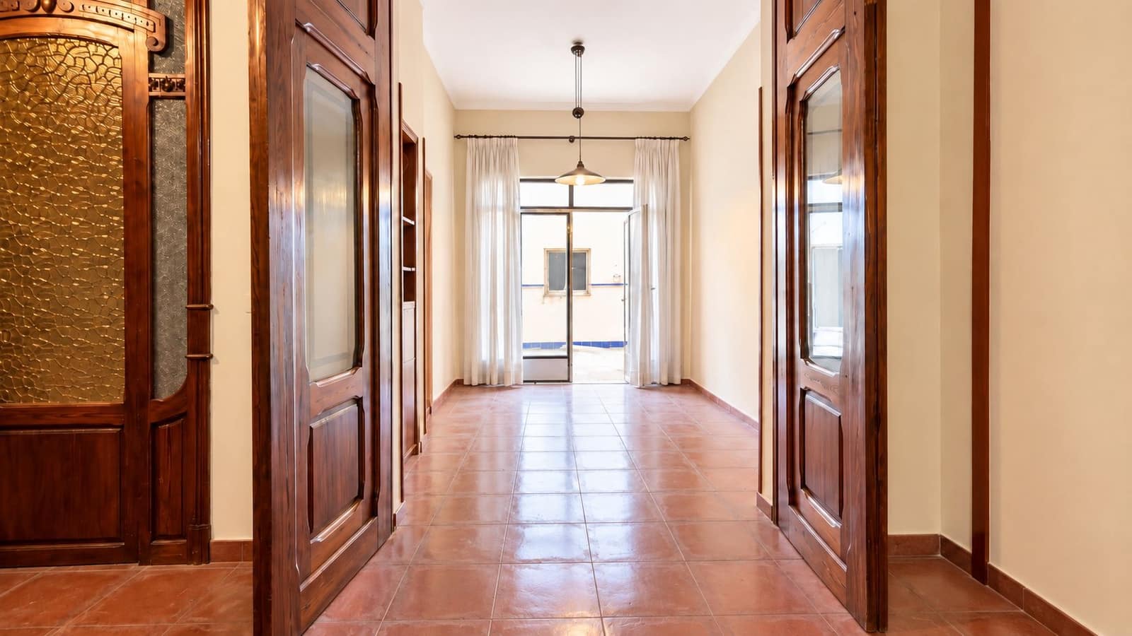 4 bedroom Townhouse for sale in Pego with garage - € 185,000 (Ref: 10091282)