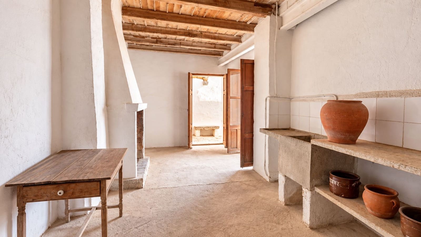 4 bedroom Townhouse for sale in Pego with garage - € 185,000 (Ref: 10091282)