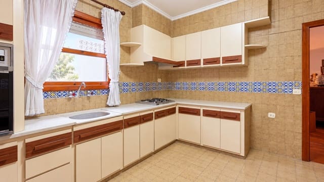 4 Zimmer Haus zu verkaufen in Pego mit Garage - 185.000 € (Ref: 10091282)