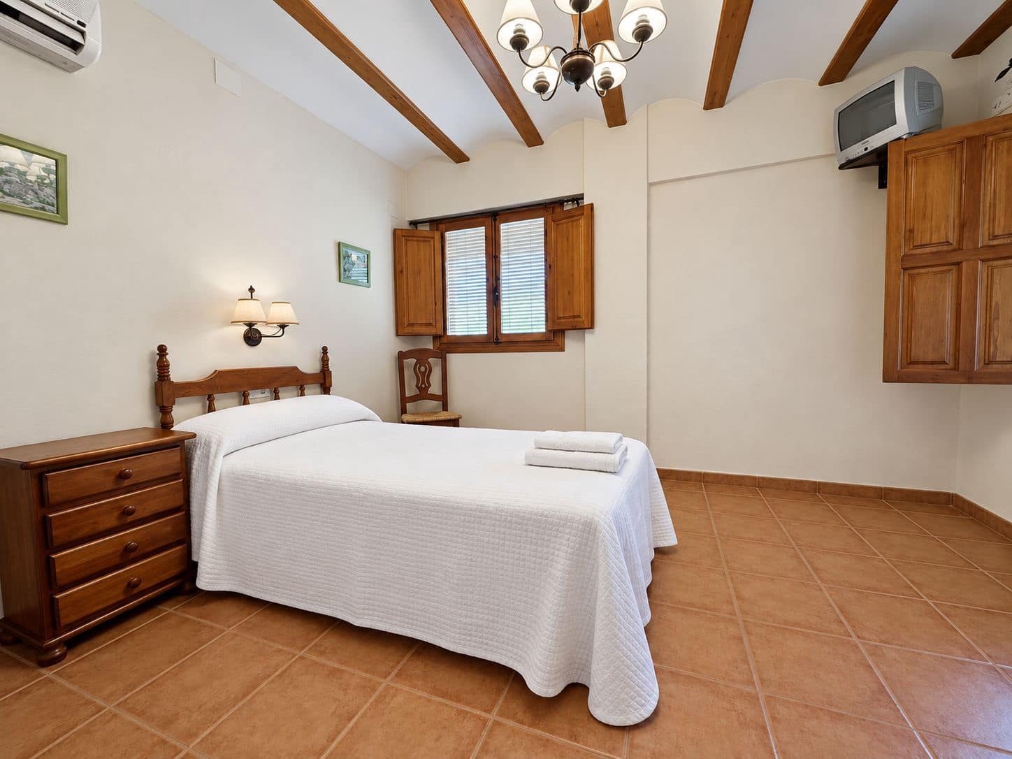 10 camera da letto Casa in vendita in Beniali con garage - 295.000 € (Rif: 10111105)