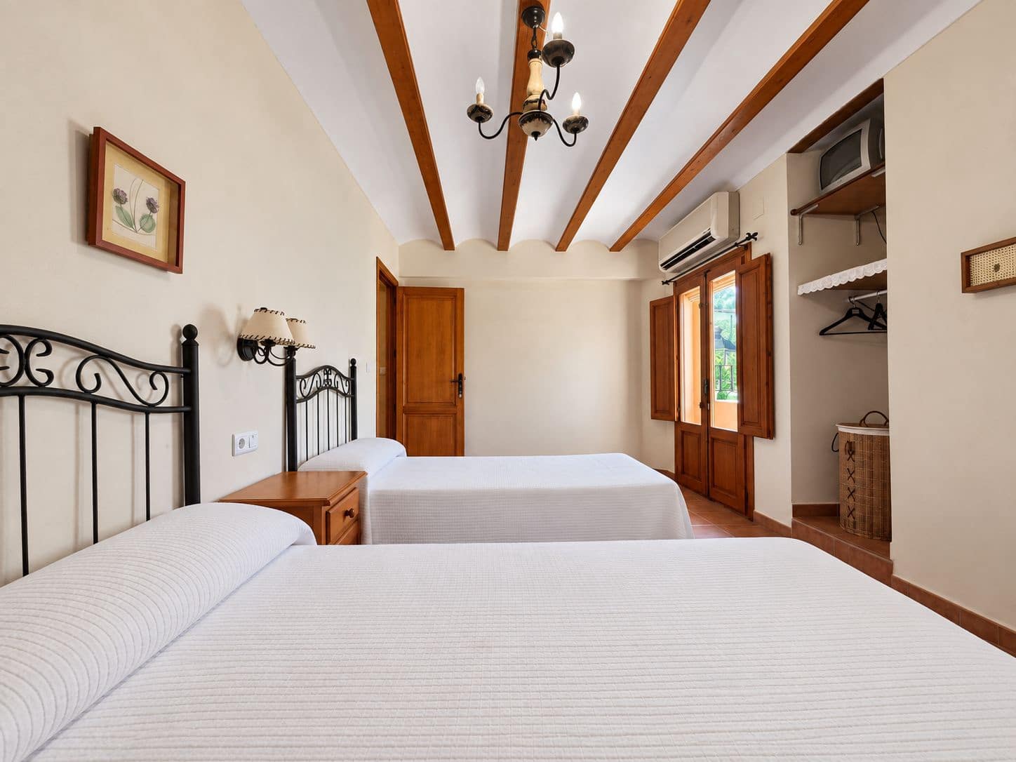 10 camera da letto Casa in vendita in Beniali con garage - 295.000 € (Rif: 10111105)