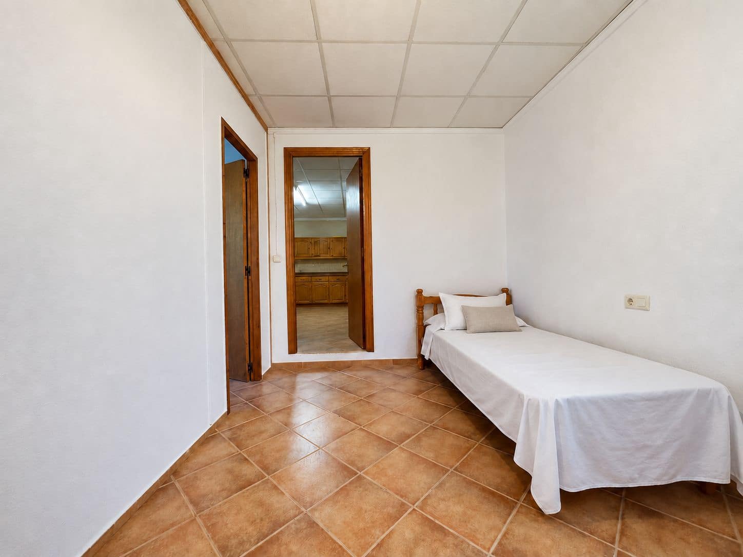 10 camera da letto Casa in vendita in Beniali con garage - 295.000 € (Rif: 10111105)