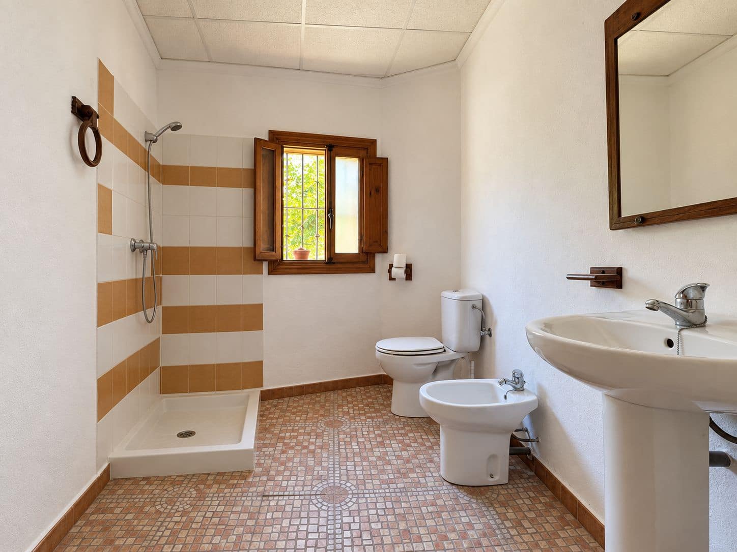 10 camera da letto Casa in vendita in Beniali con garage - 295.000 € (Rif: 10111105)