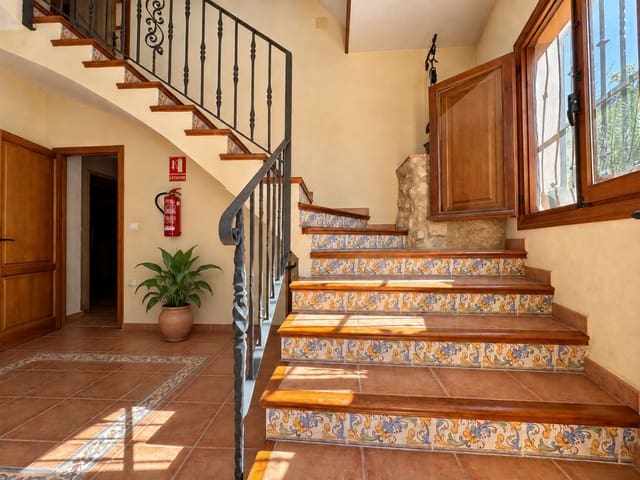10 camera da letto Casa in vendita in Beniali, Vall de Gallinera con garage - 295.000 € (Rif: 10111105)