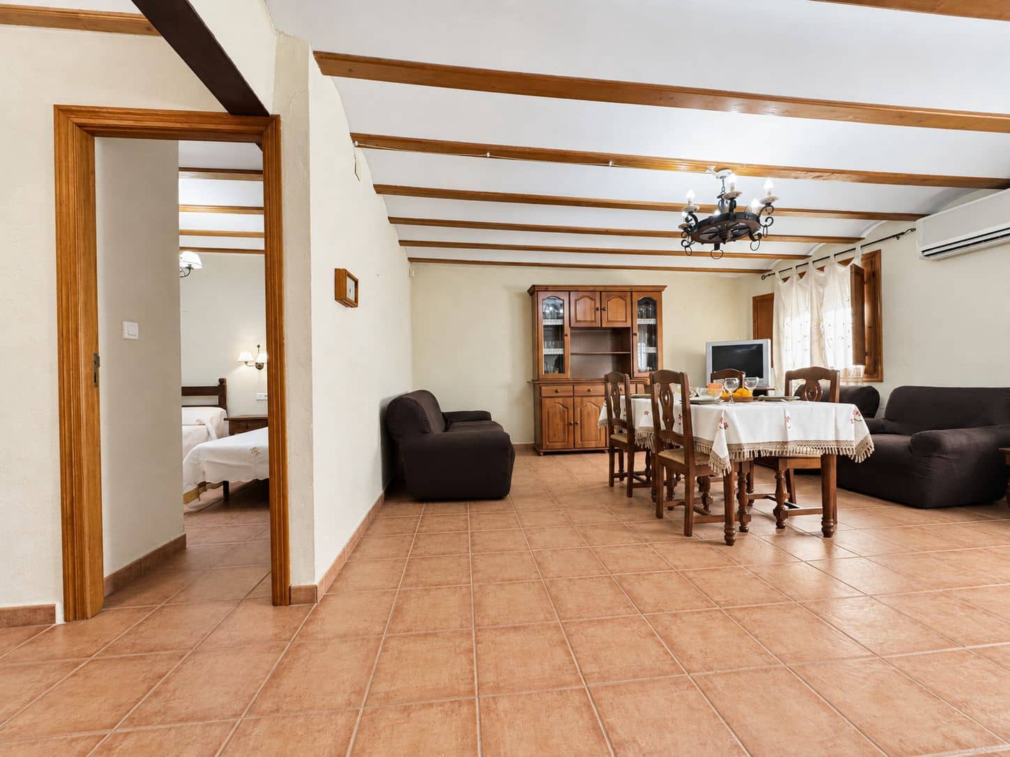 10 camera da letto Casa in vendita in Beniali con garage - 295.000 € (Rif: 10111105)