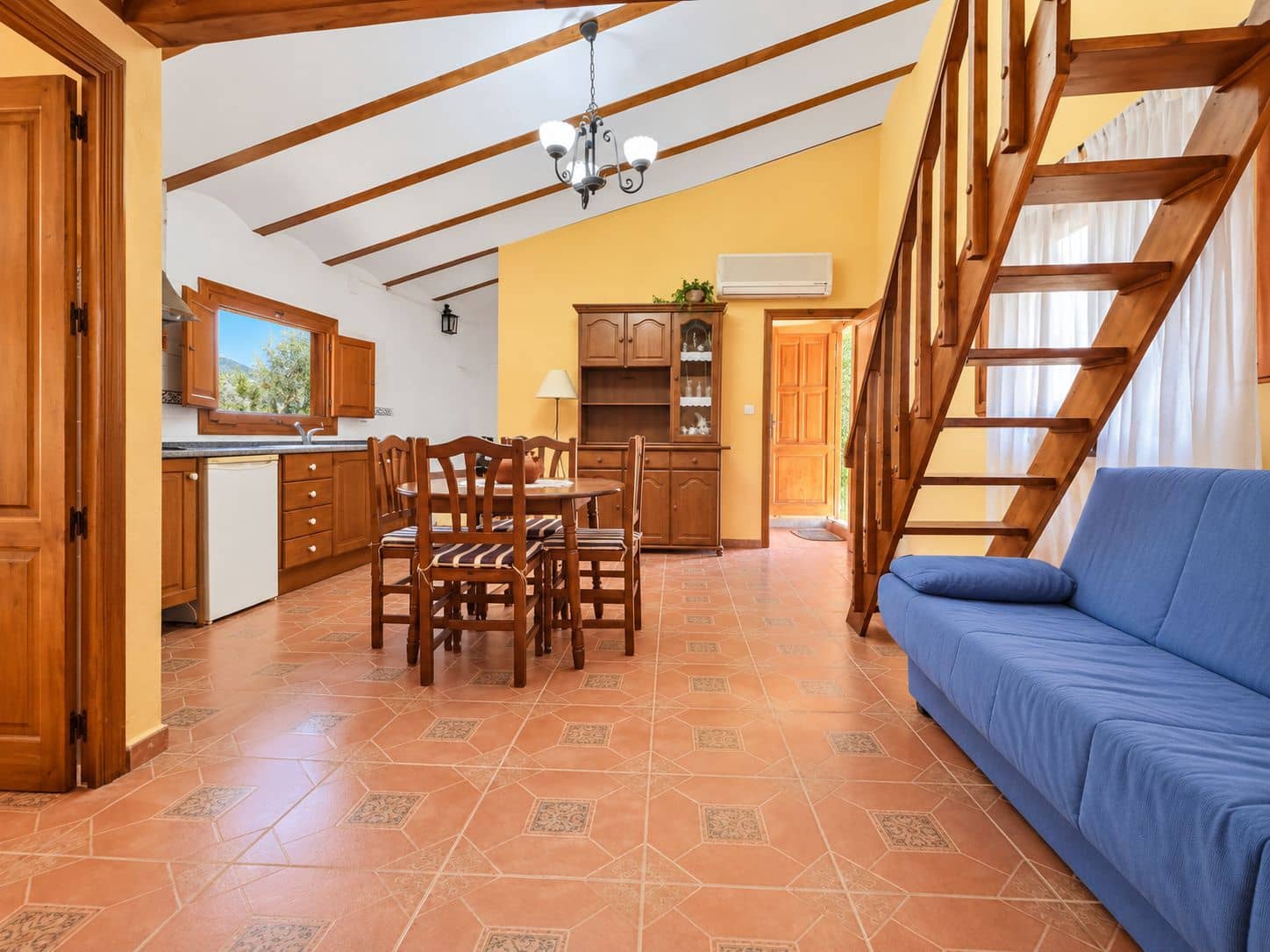 10 camera da letto Casa in vendita in Beniali con garage - 295.000 € (Rif: 10111105)