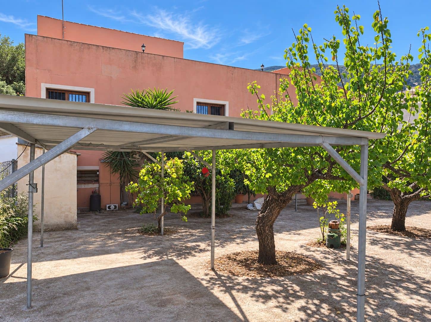 10 camera da letto Casa in vendita in Beniali con garage - 295.000 € (Rif: 10111105)