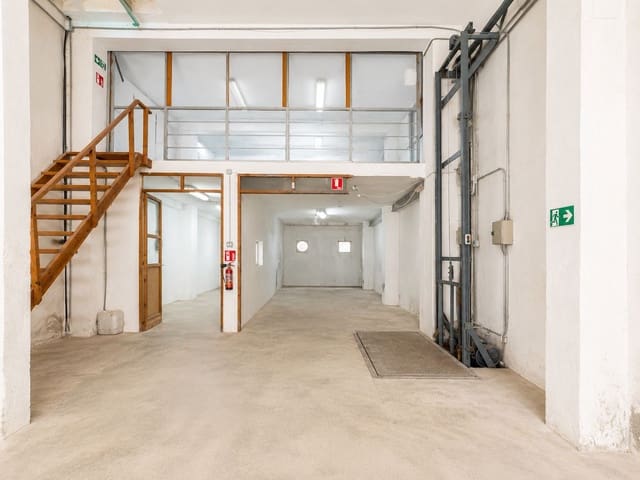 Commerciale in vendita in Pego - 105.000 € (Rif: 10132112)