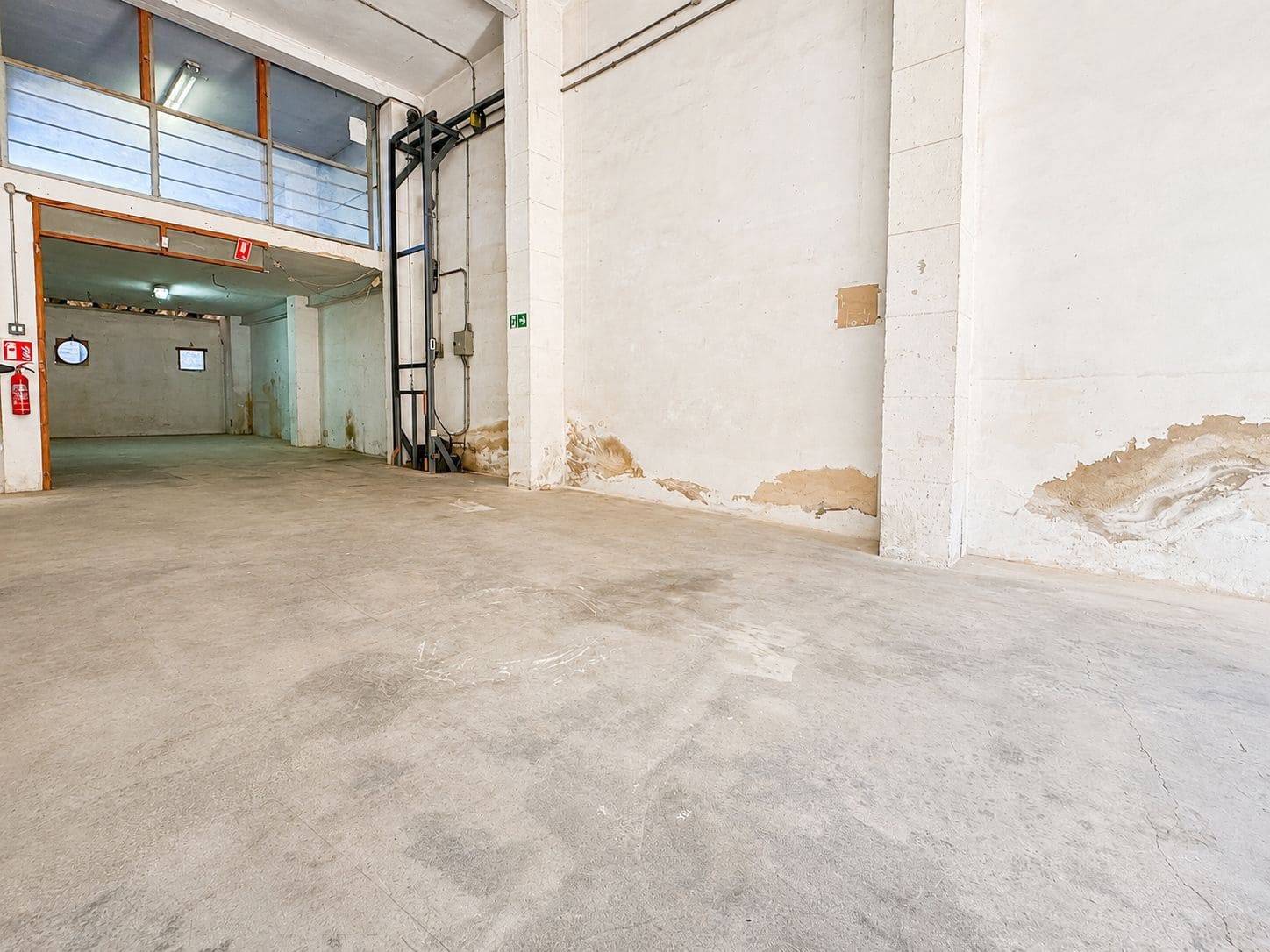 Commerciale in vendita in Pego - 105.000 € (Rif: 10132112)