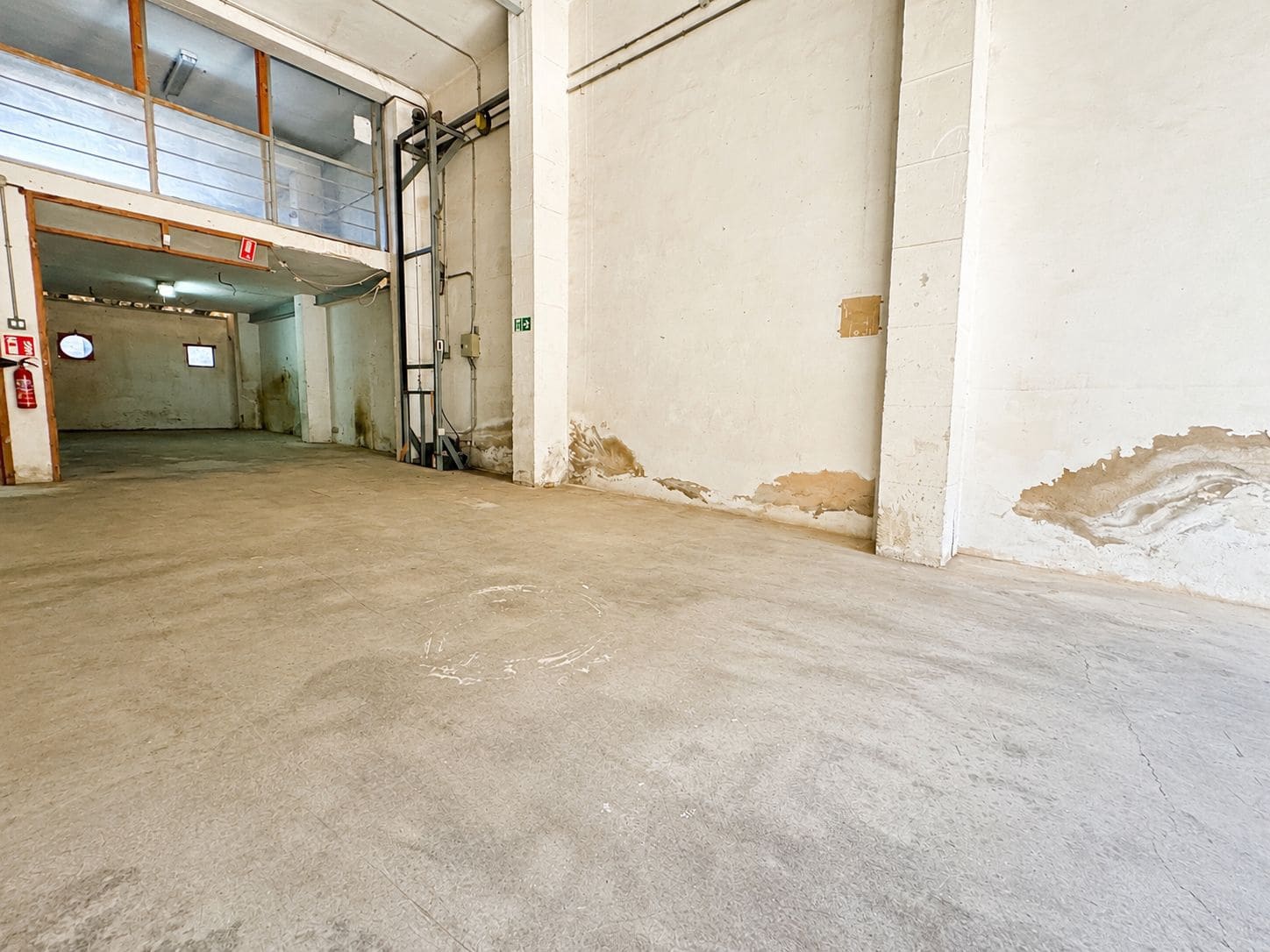 Commerciale in vendita in Pego - 105.000 € (Rif: 10132112)