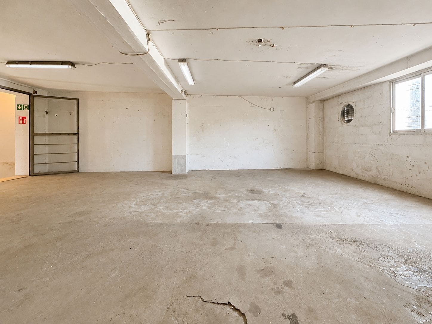 Commerciale in vendita in Pego - 105.000 € (Rif: 10132112)