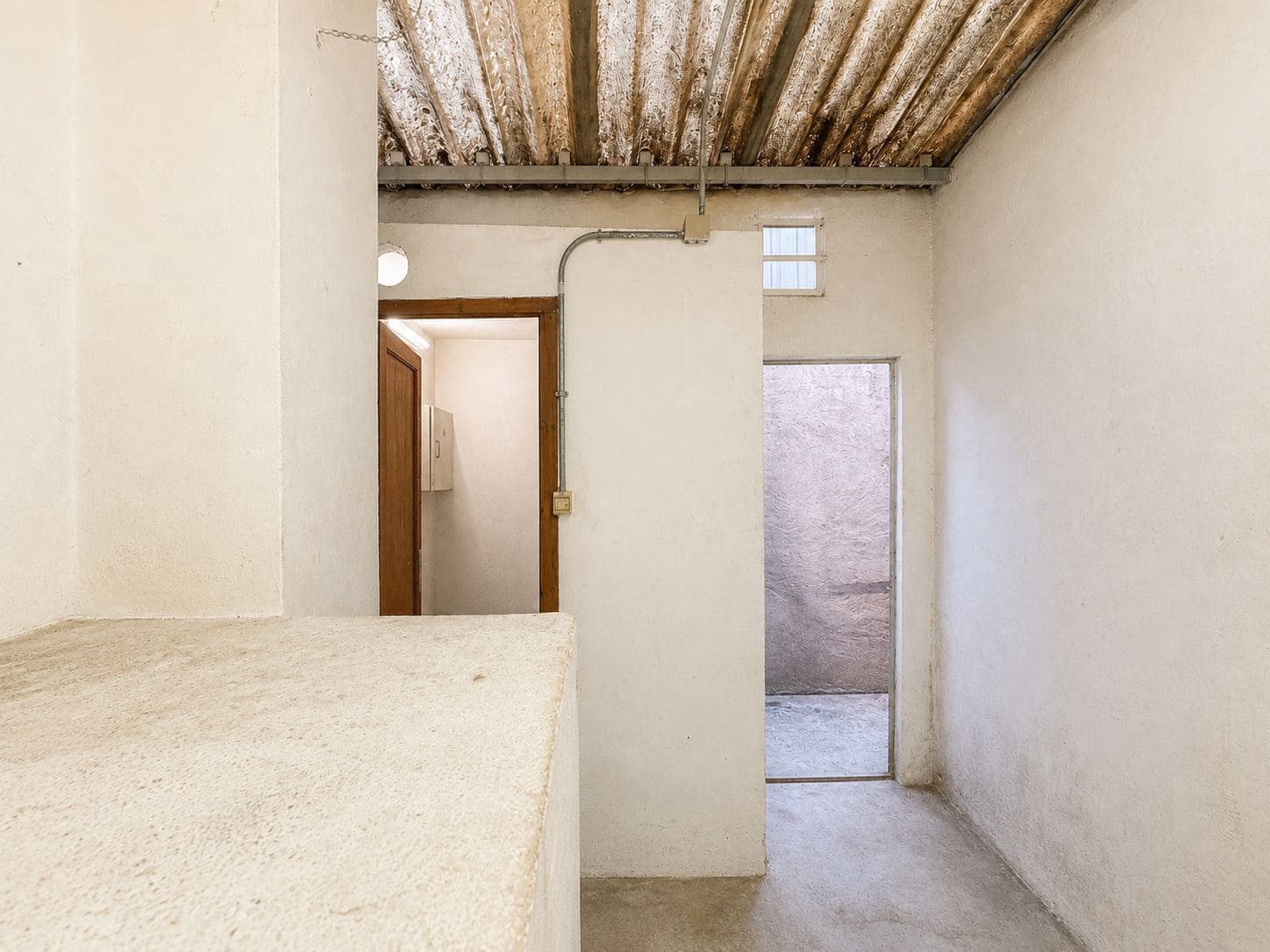 Commerciale in vendita in Pego - 105.000 € (Rif: 10132112)