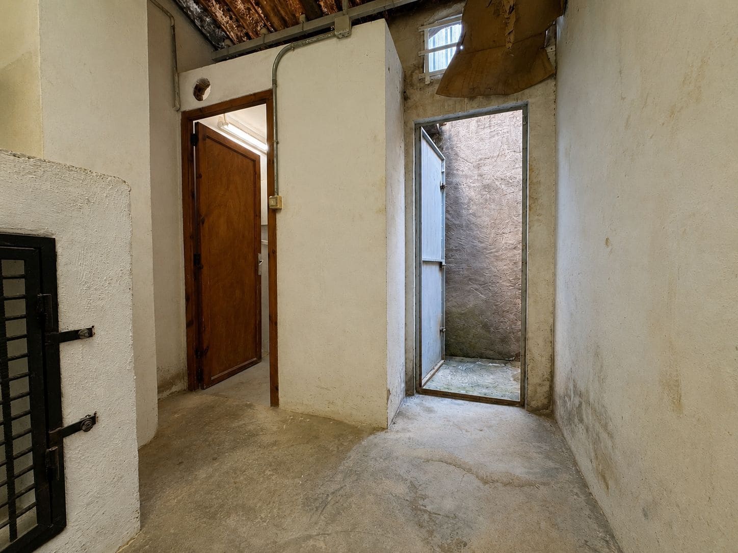 Commerciale in vendita in Pego - 105.000 € (Rif: 10132112)