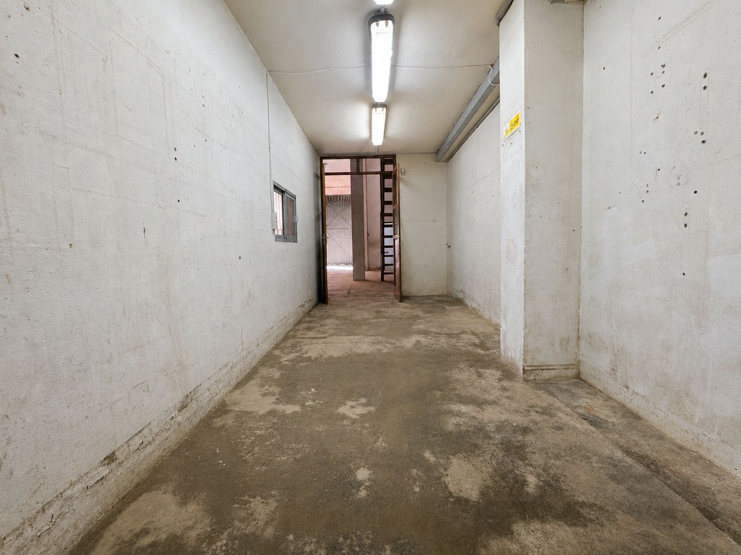 Commerciale in vendita in Pego - 105.000 € (Rif: 10132112)