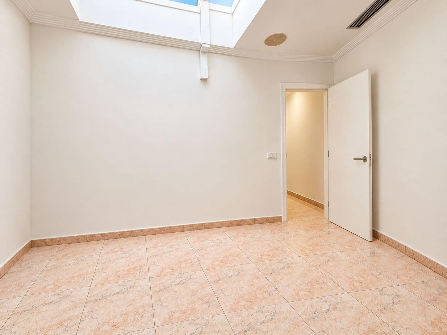 5 soveværelse Erhverv til salg i Denia - € 229.000 (Ref: 10158016)