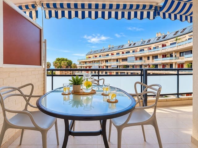 2 slaapkamer Appartement te koop in El Puerto, Dénia met zwembad garage - € 370.000 (Ref: 10177118)