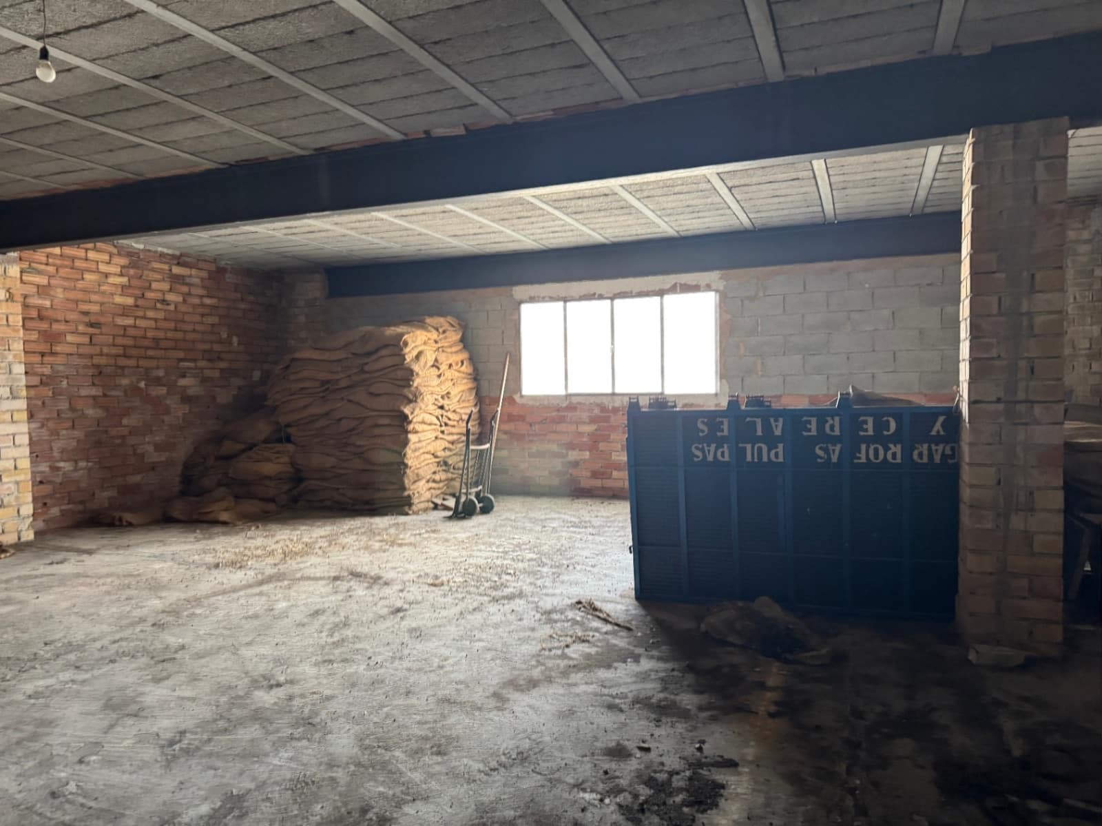 Commercial for sale in Pego - € 160,000 (Ref: 9109479)