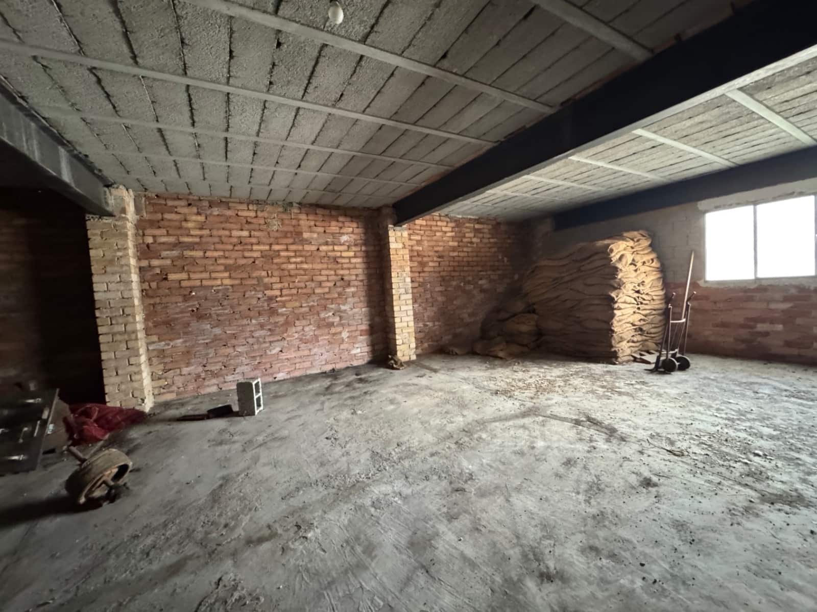 Commercial for sale in Pego - € 160,000 (Ref: 9109479)