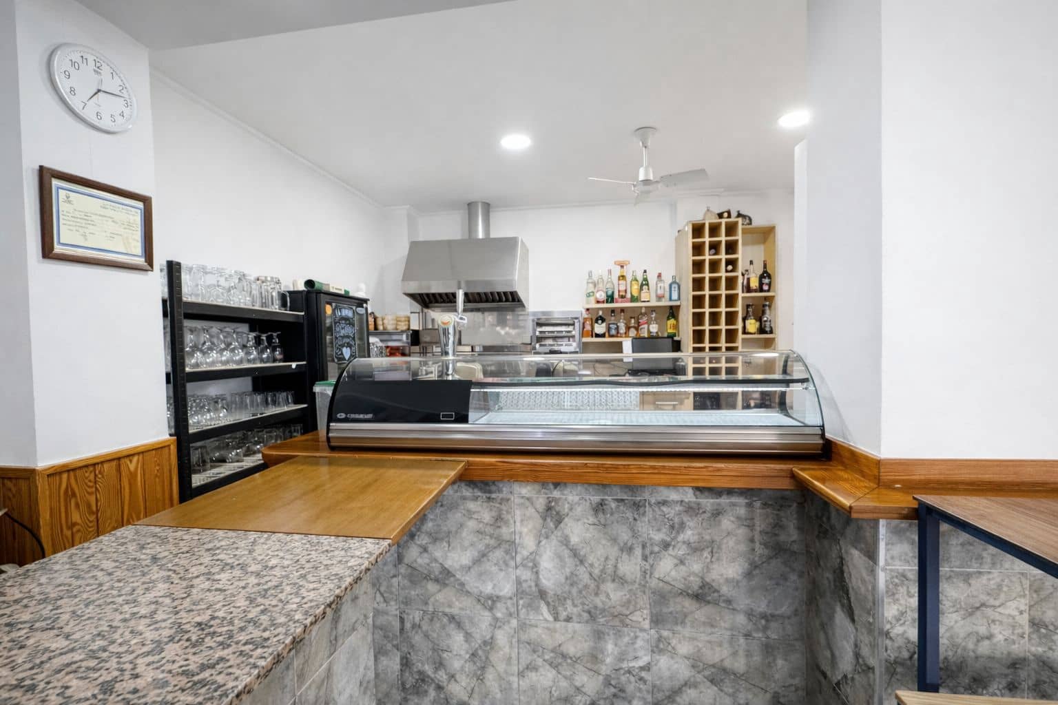 Restaurant/Bar for sale in Pego - € 149,000 (Ref: 9109480)