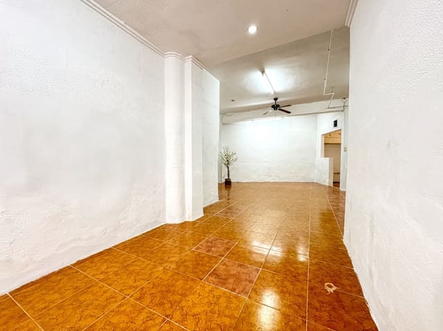 Commercial for sale in Pego - € 52,900 (Ref: 9109484)