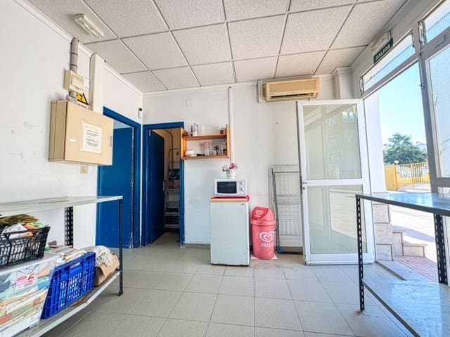 Commercial for sale in Oliva Nova, Oliva - € 114,900 (Ref: 9109488)