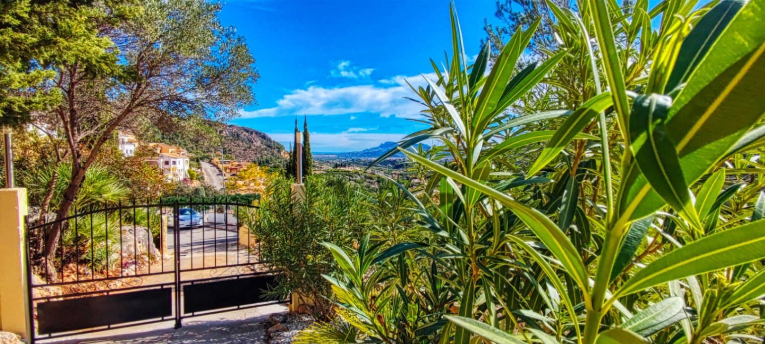 3 soveværelse Villa til salg i L'Atzuvia - € 288.000 (Ref: 9109492)