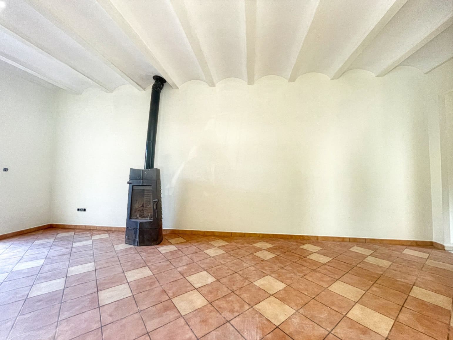 3 soveværelse Lejlighed til salg i Vall de Gallinera - € 156.000 (Ref: 9109494)