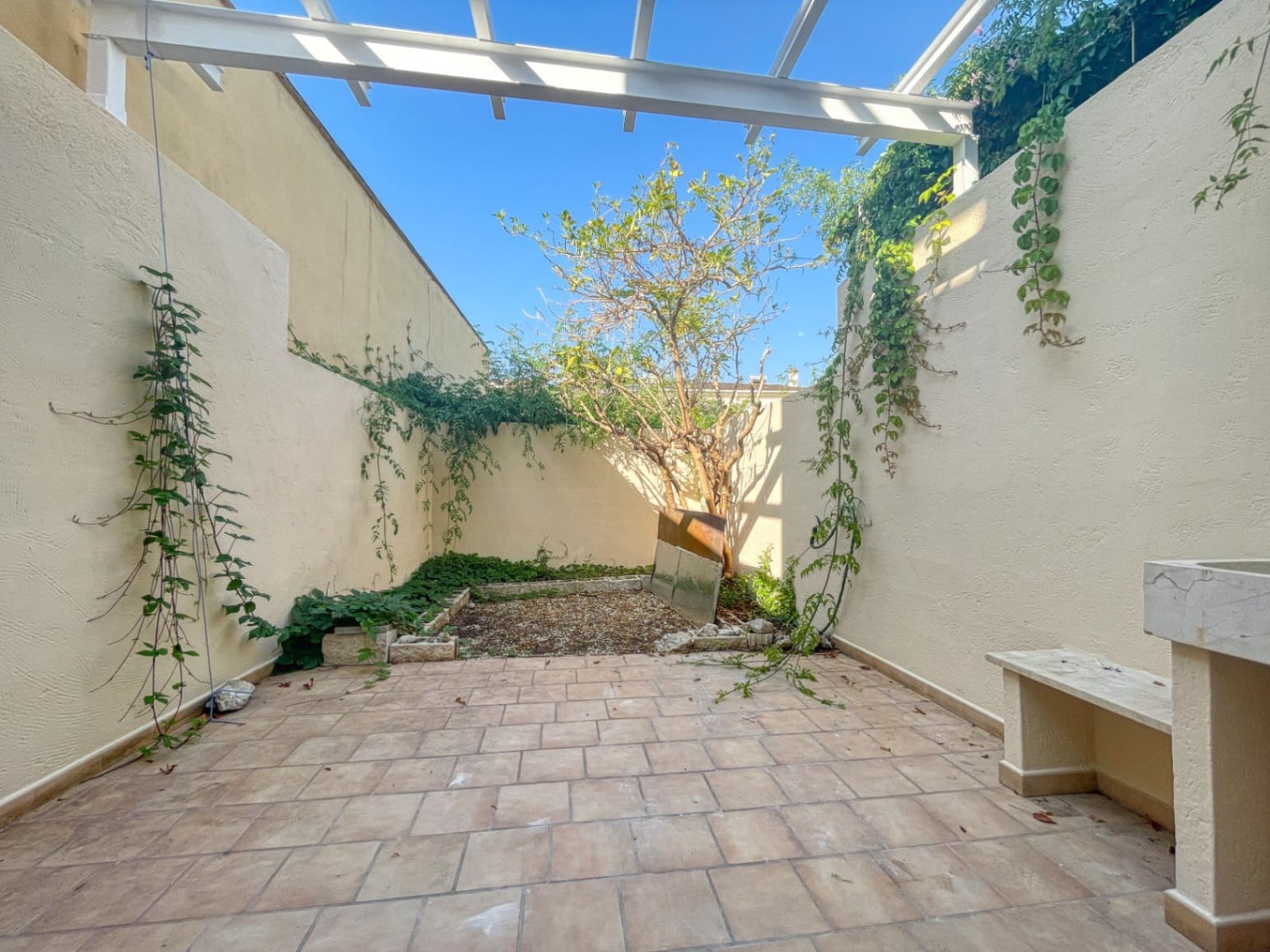 3 soveværelse Lejlighed til salg i Vall de Gallinera - € 156.000 (Ref: 9109494)