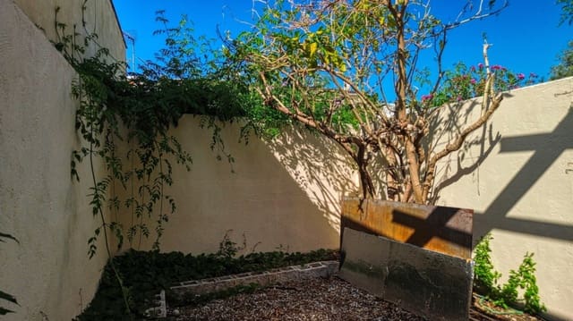 3 soveværelse Lejlighed til salg i Benirrama, Vall de Gallinera - € 156.000 (Ref: 9109494)