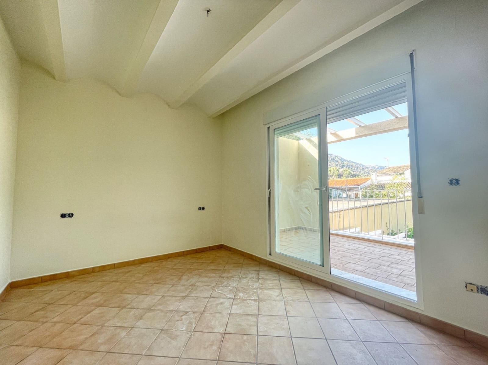 3 soveværelse Lejlighed til salg i Vall de Gallinera - € 156.000 (Ref: 9109494)