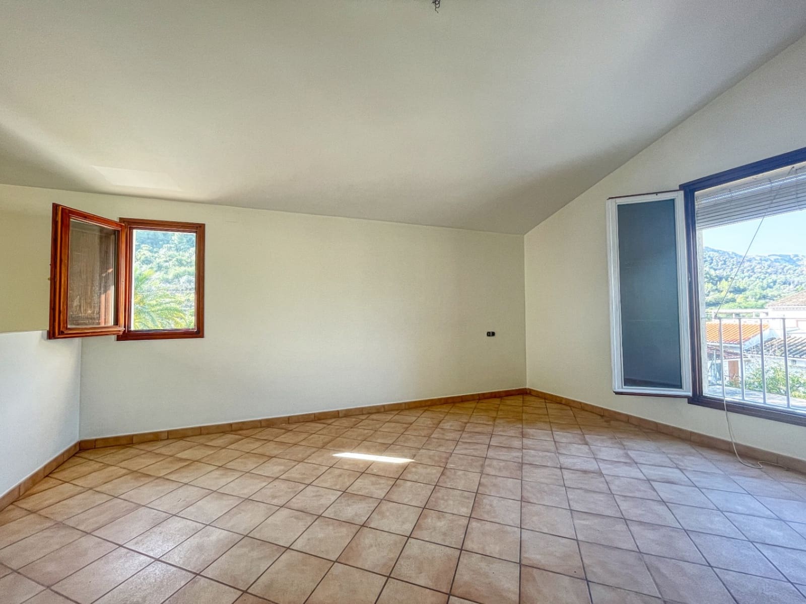 3 soveværelse Lejlighed til salg i Vall de Gallinera - € 156.000 (Ref: 9109494)