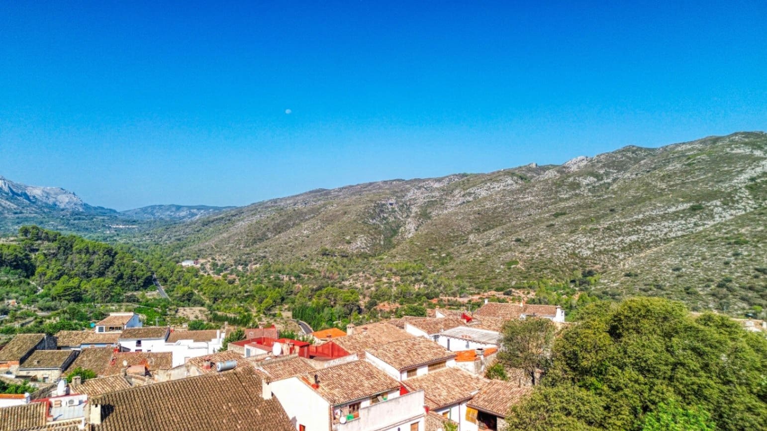 3 soveværelse Lejlighed til salg i Vall de Gallinera - € 156.000 (Ref: 9109494)