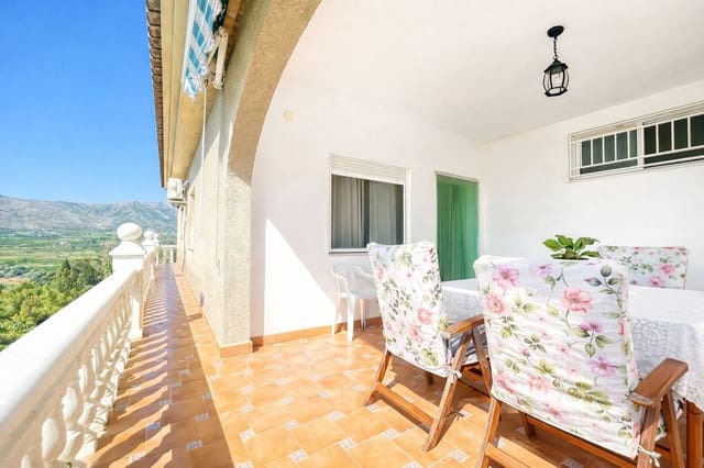 Chalet de 5 habitaciones en Pego en venta - 419.000 € (Ref: 9109495)