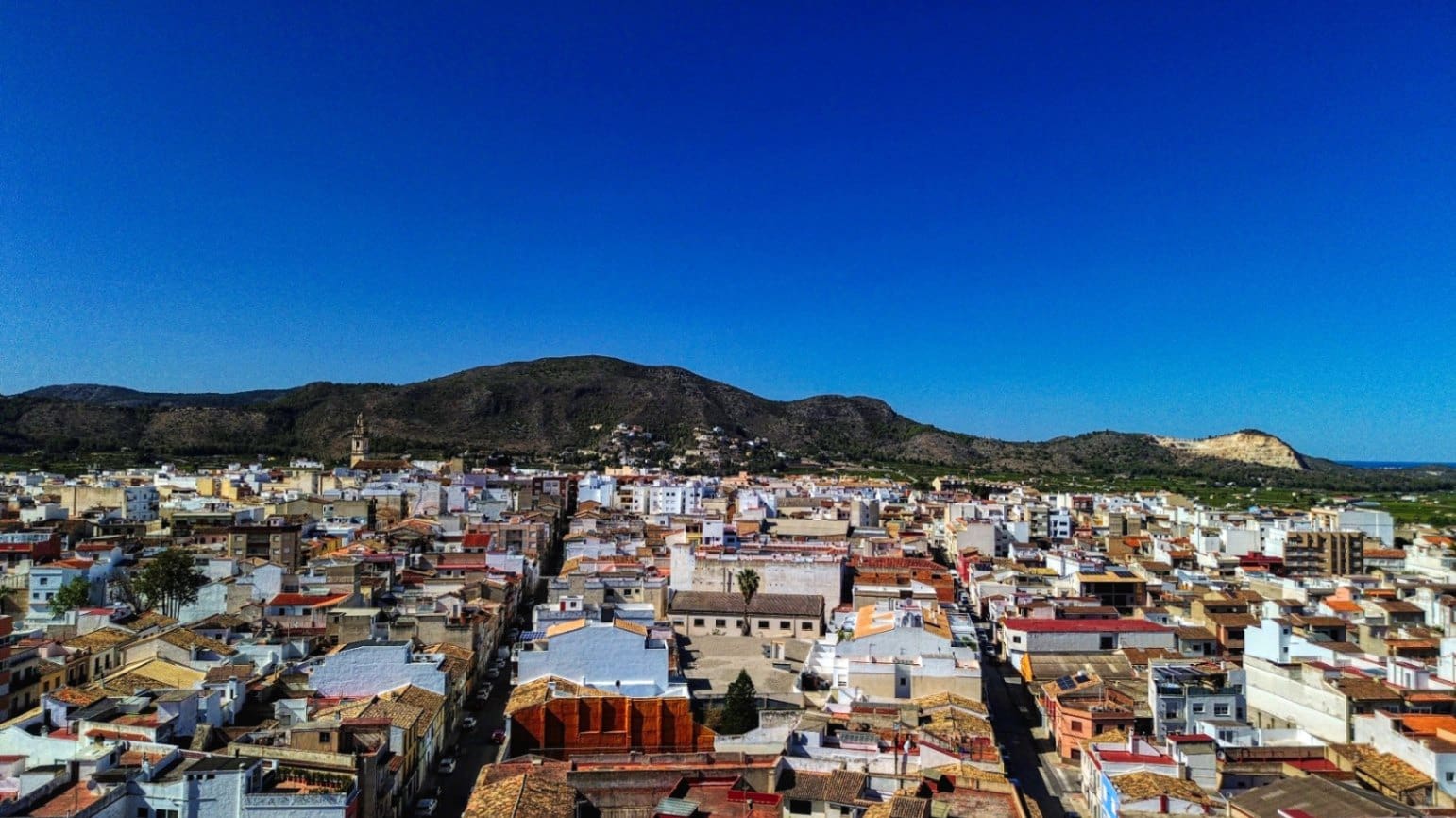 Casa de 5 habitaciones en Pego en venta - 100.000 € (Ref: 9109496)